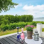 4 Person In Aabenraa-by Traum *